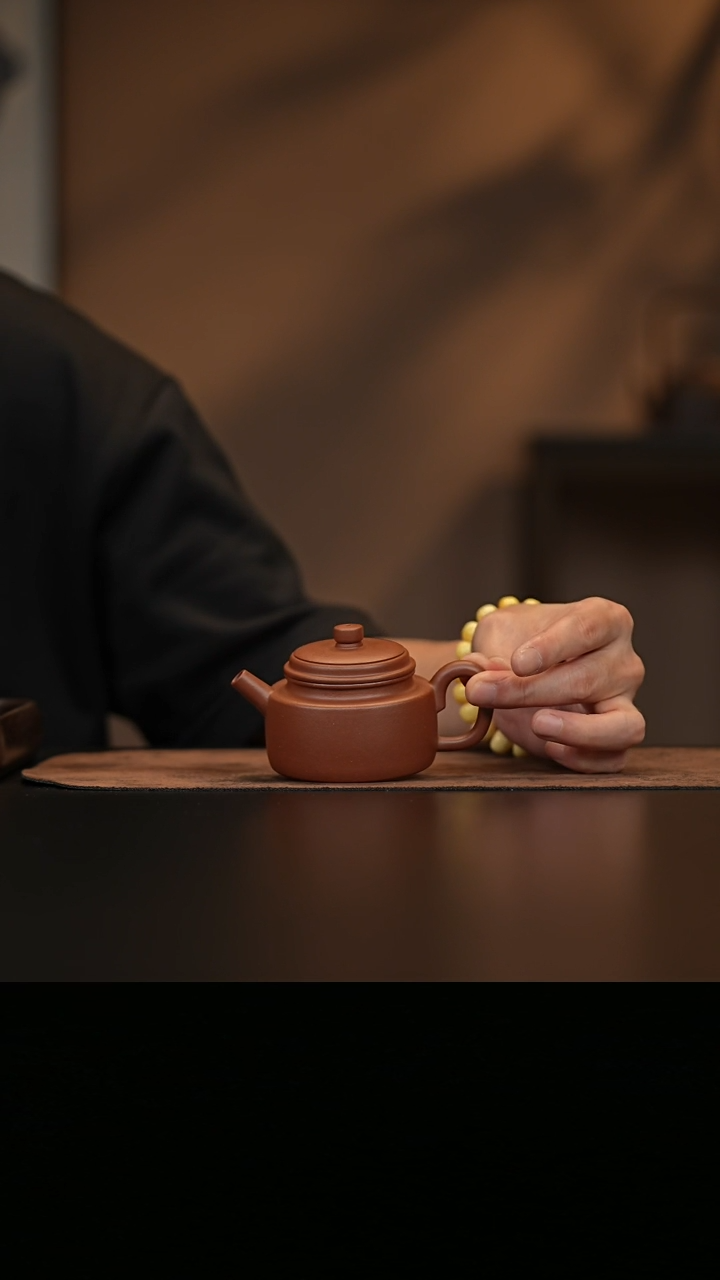 允禾斋  紫砂壶  德钟 底槽清