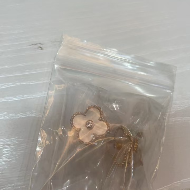 铜合金锆石耳饰 CNC精工 气质轻奢白色设计师耳钉 4370