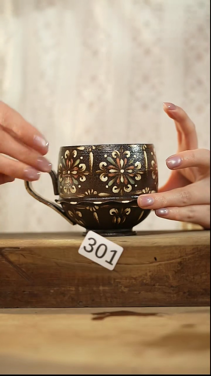 【闪购商品】瓷片新品！设计师款手绘/咖啡杯 听歌