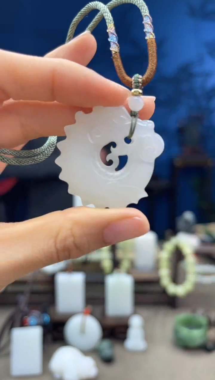 【闪购商品】和田玉颈饰未镶嵌1