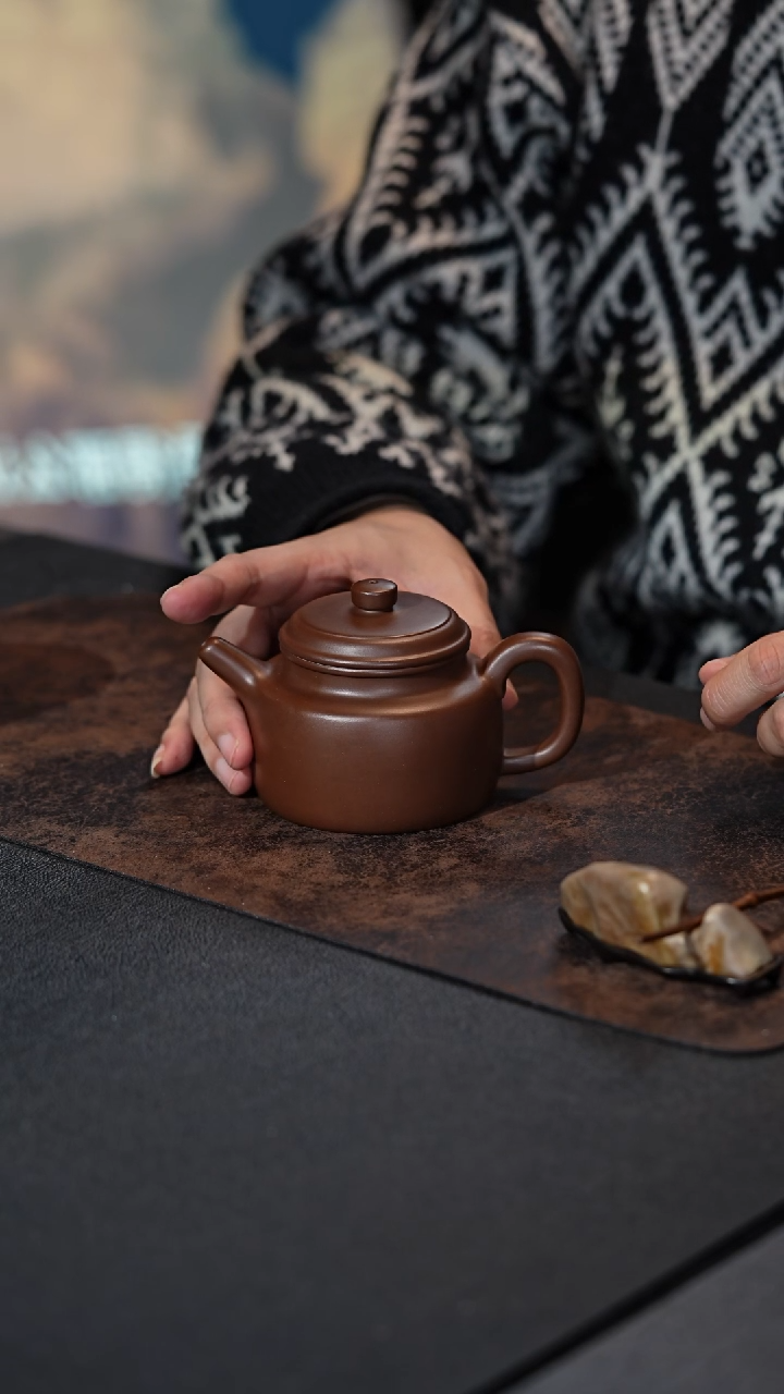 【闪购商品】紫砂茶壶德钟 邵勇 紫泥 200cc