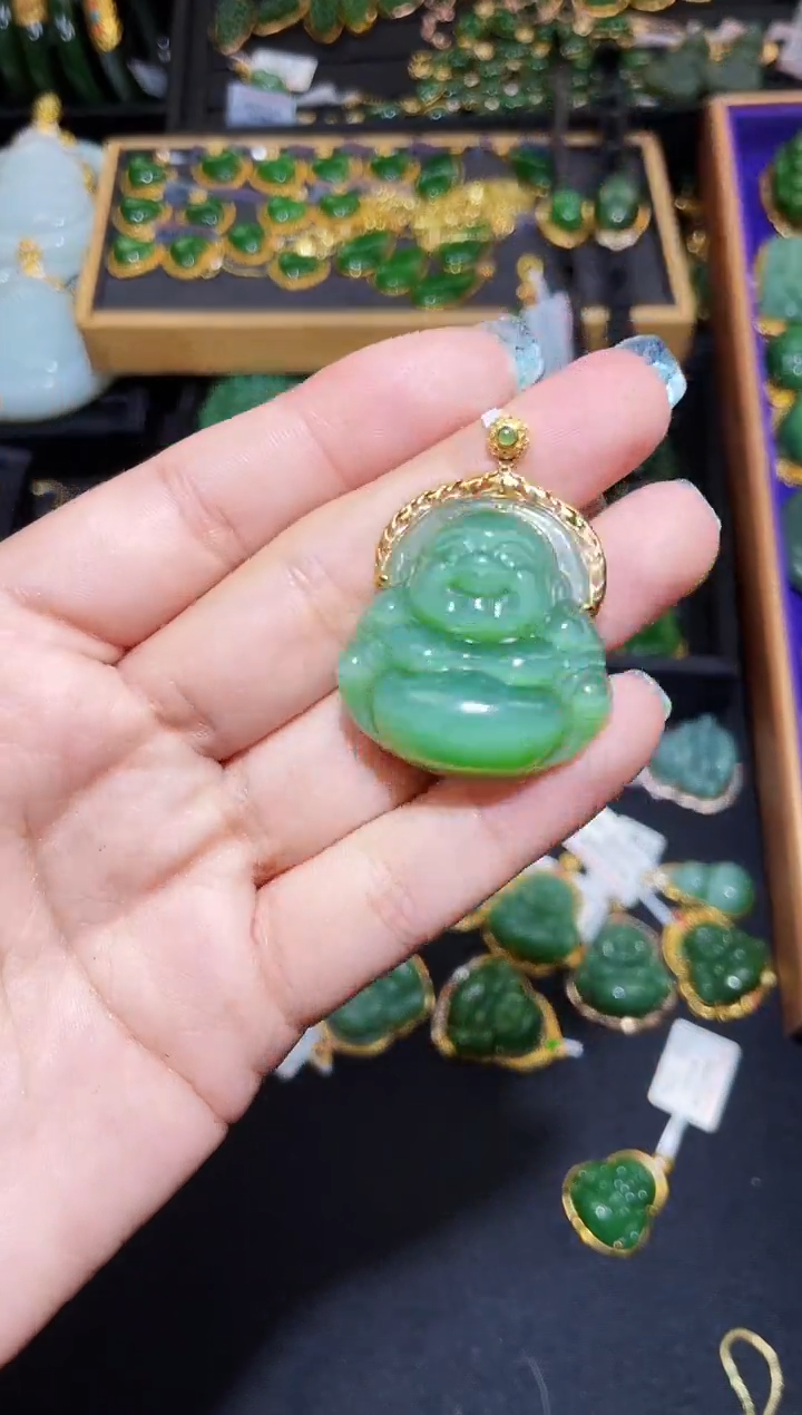 和田玉18K金镶嵌吊坠(赠链)38MM 多样性发一