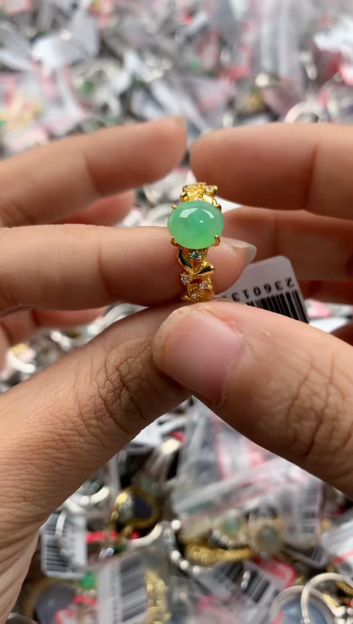 银S925镶嵌戒指翡翠444              1