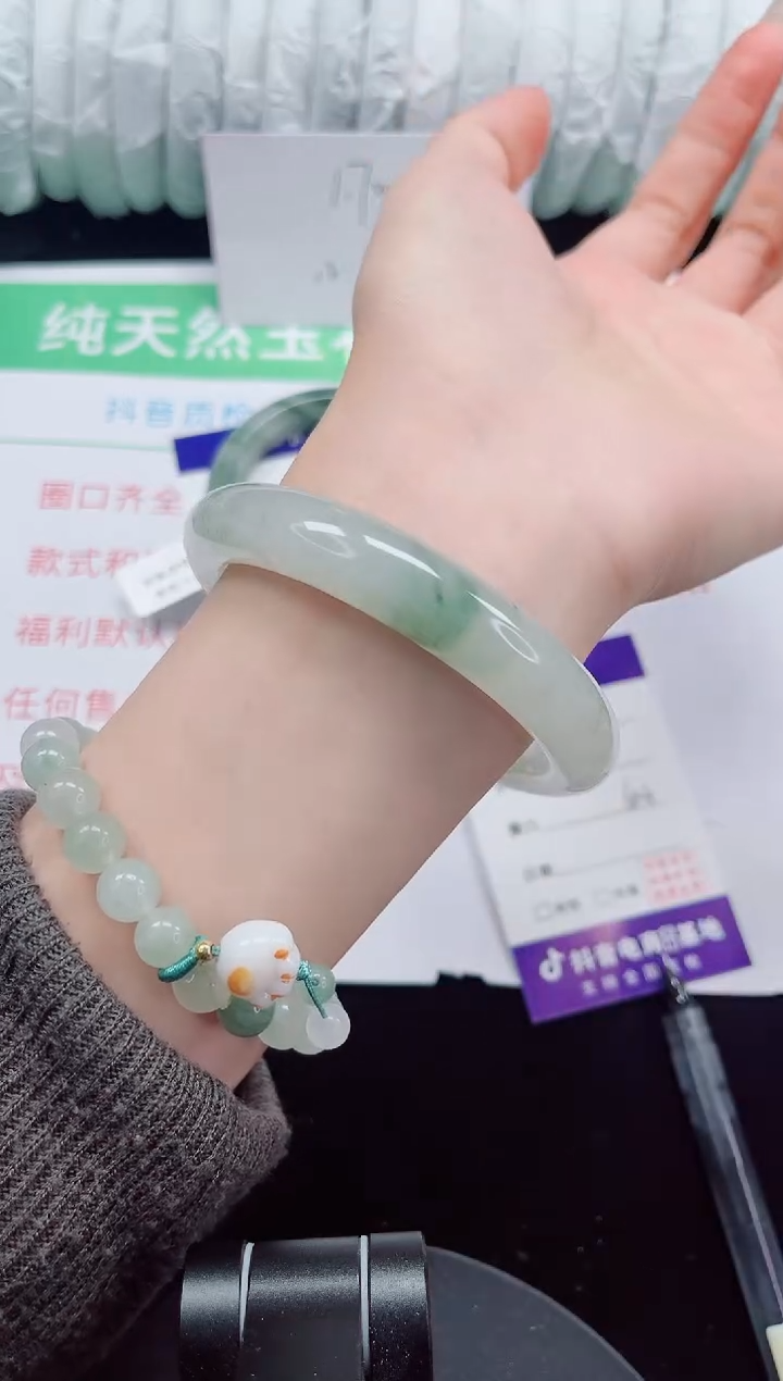 未镶嵌手镯石英质玉172-60/61