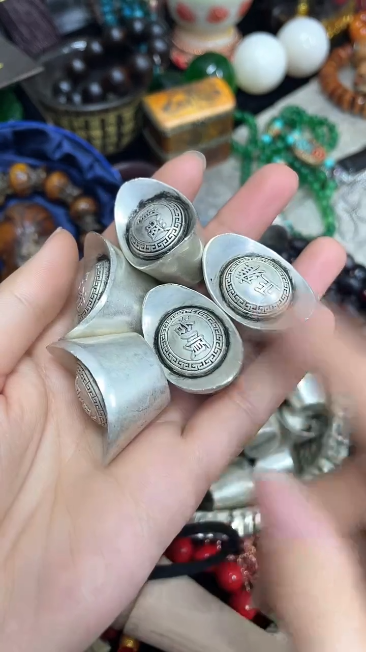 【闪购商品】摆件主播推荐如图所示