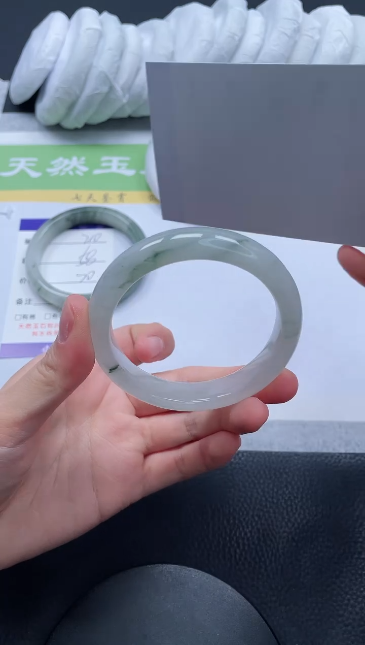 【闪购商品】石英质玉手镯未镶嵌A211-54+