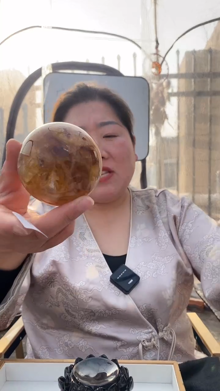 【闪购商品】水晶原石未镶嵌黄胶花球D628