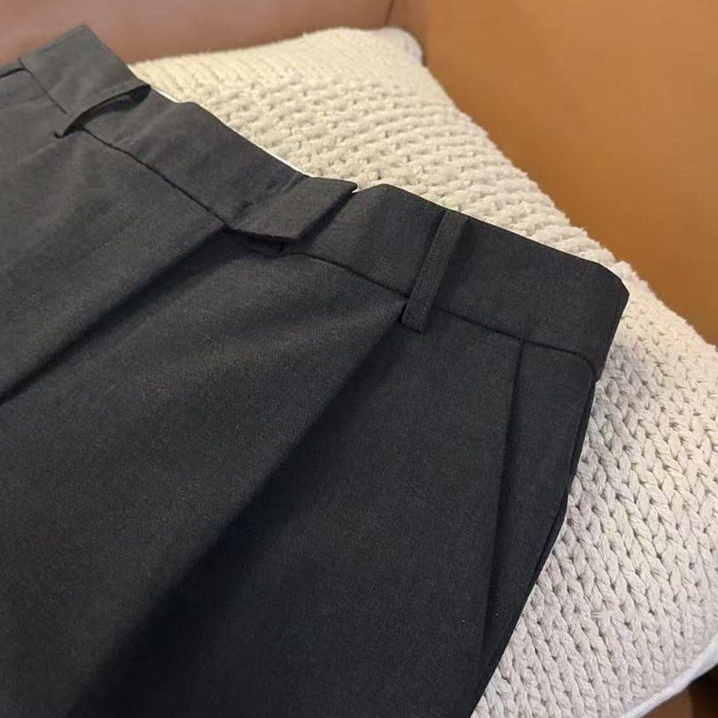 灰色卷边小直筒西裤