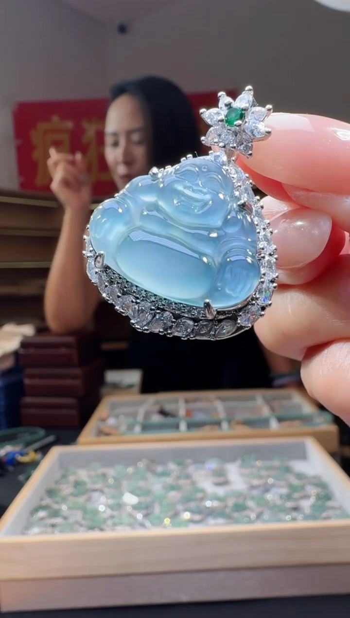 翡翠合金吊坠(不含链)纯天然A货翡翠佛公（多样性发其一）