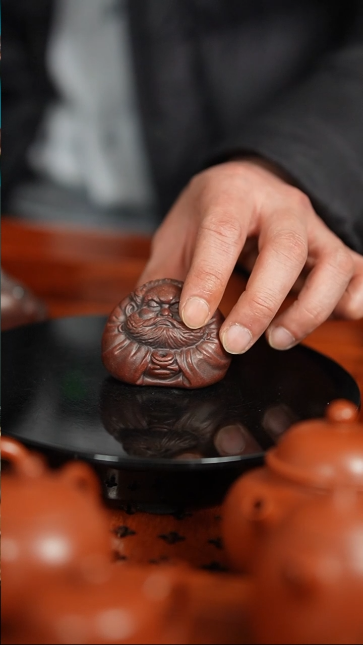 【闪购商品】紫砂茶宠古红泥刻绘香插达摩精品摆件