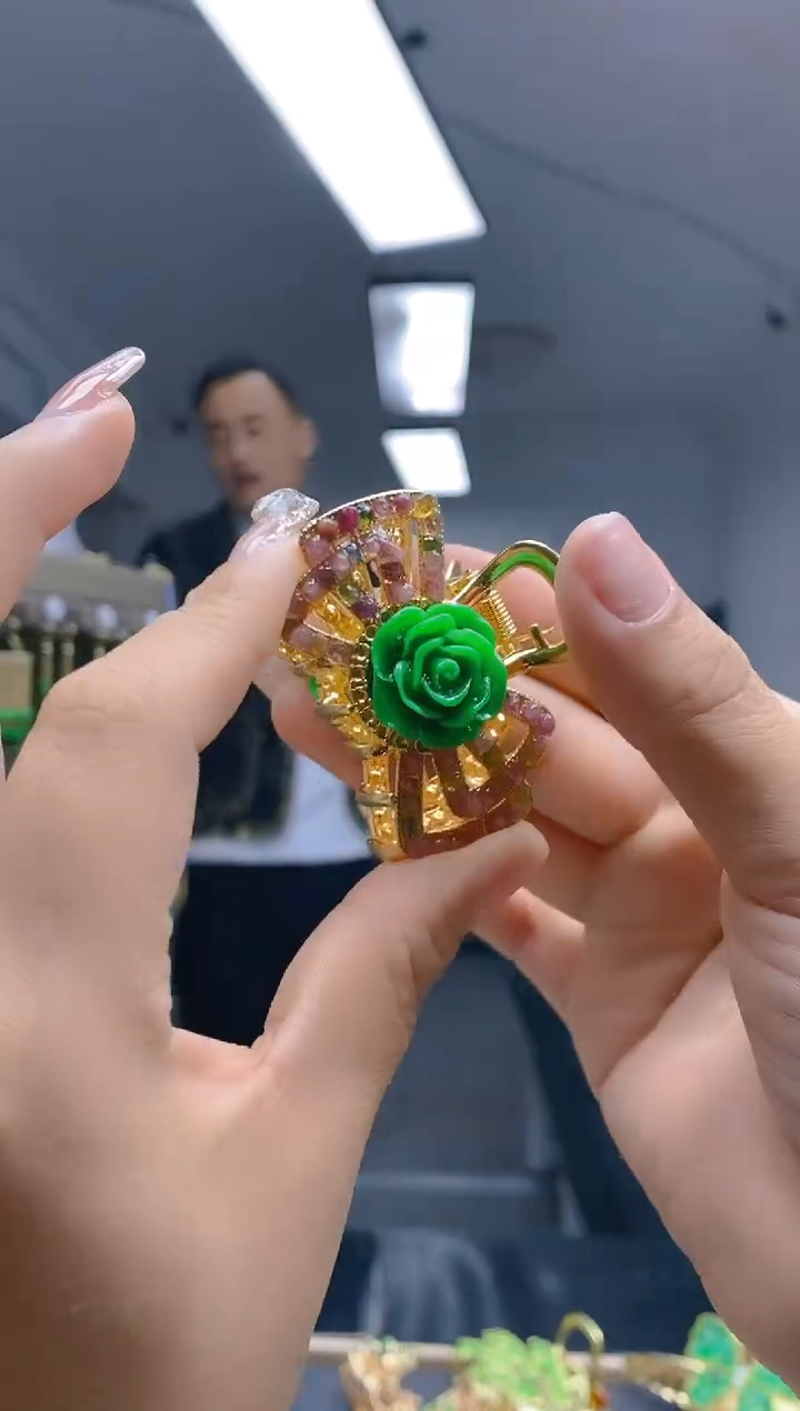 【闪购商品】碧玺耳饰合金359发夹