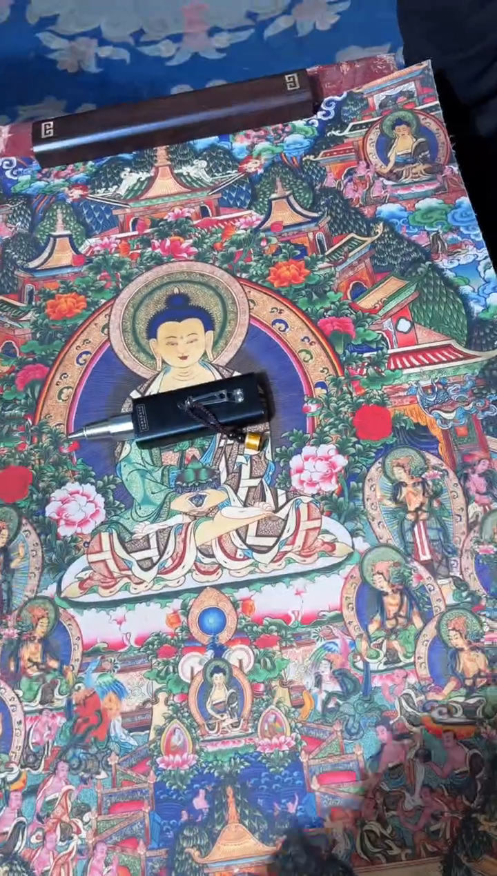 卷轴画龙妹的唐卡tk16