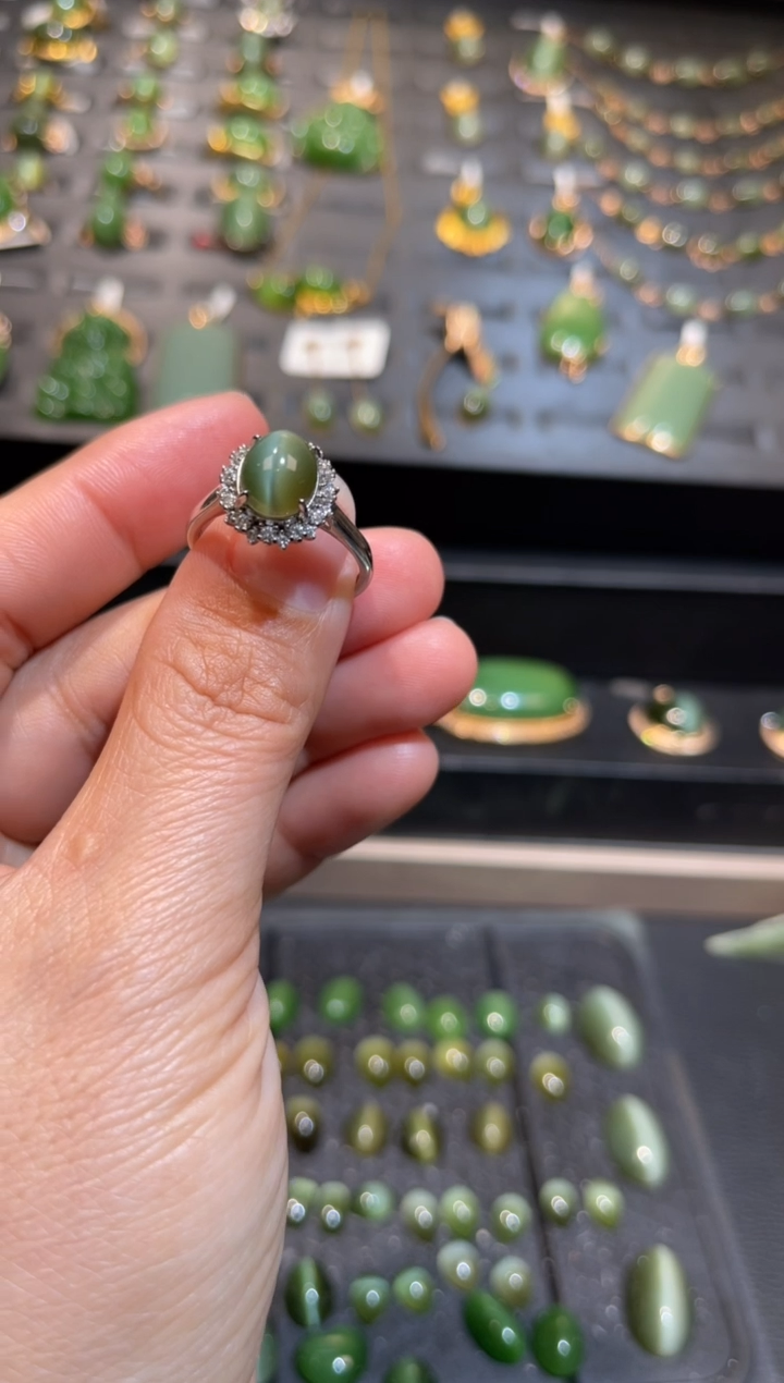 【闪购商品】和田玉碧玉猫眼戒指银S925镶嵌多样性发一