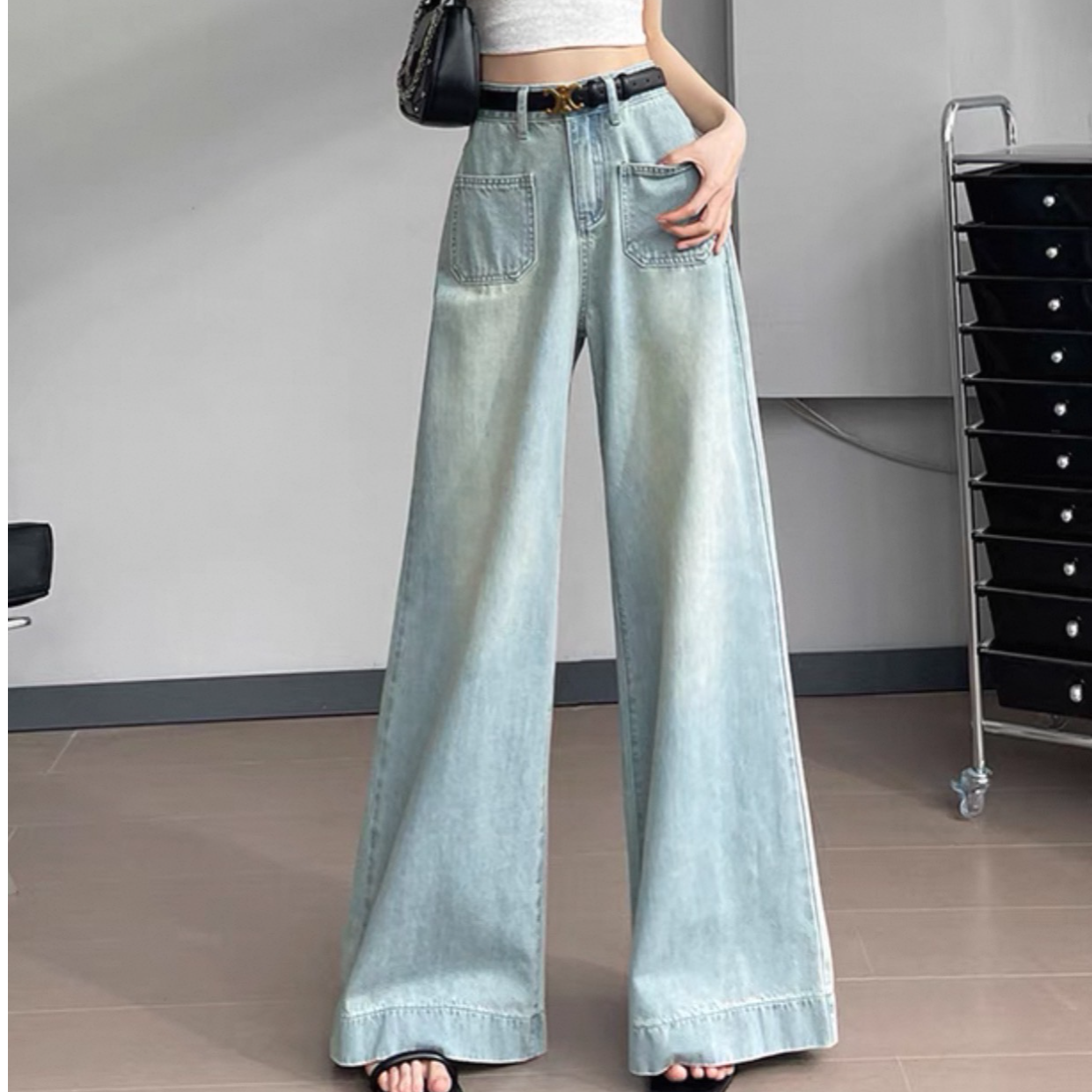 高腰显瘦阔腿牛仔裤女春