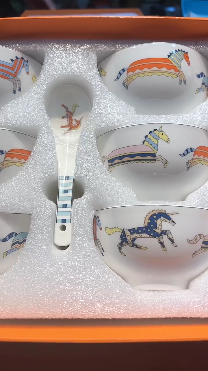 【闪购商品】瓷片锅碗瓢彭一件不剩