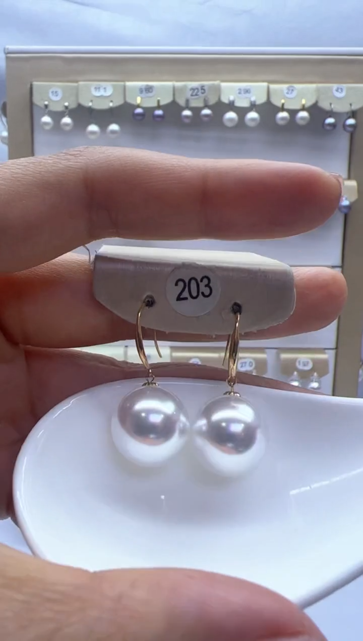 【闪购商品】淡水珍珠耳饰18K金镶嵌203