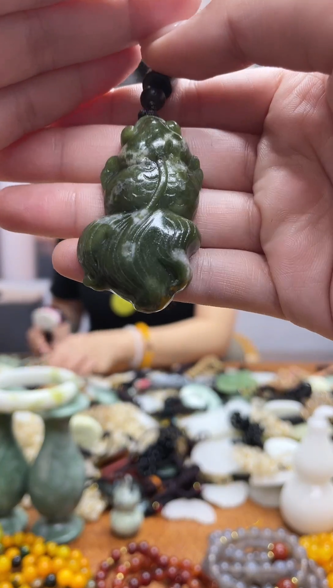 未镶嵌岫玉吊坠·