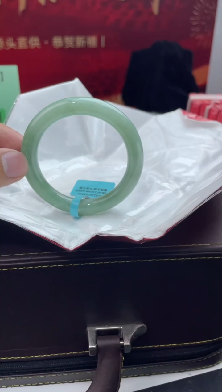 【闪购商品】翡翠手镯未镶嵌10翡翠手镯