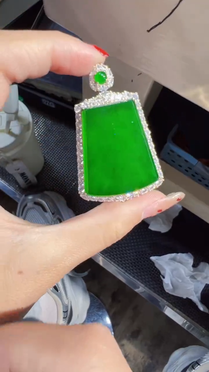 【闪购商品】定制翡翠未镶嵌无事牌1