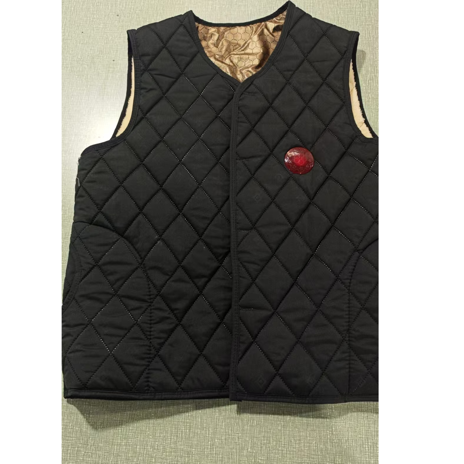 光迈羊绒甲 透气马甲宽松型秋冬保暖菱形格冬季款