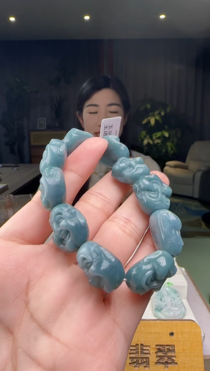 【闪购商品】翡翠手串未镶嵌多样性发一XM@@60B7J09390