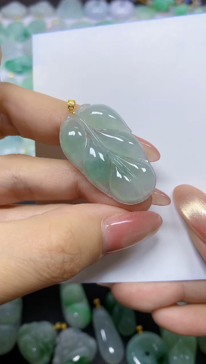 翡翠18K金镶嵌颈饰天然翡翠A货