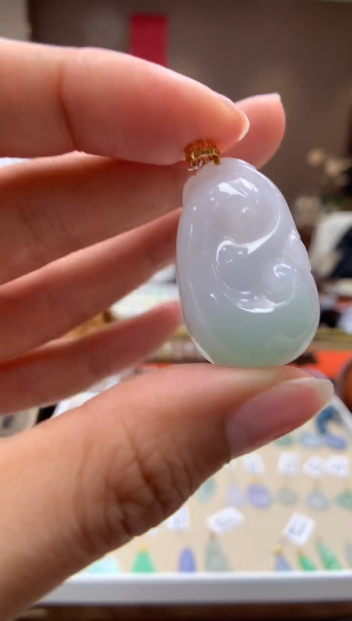 【闪购商品】翡翠颈饰18K金镶嵌如意