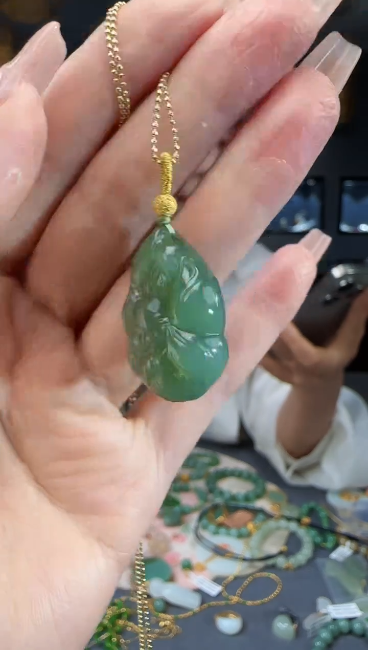 和田玉未镶嵌吊坠(不含链)1