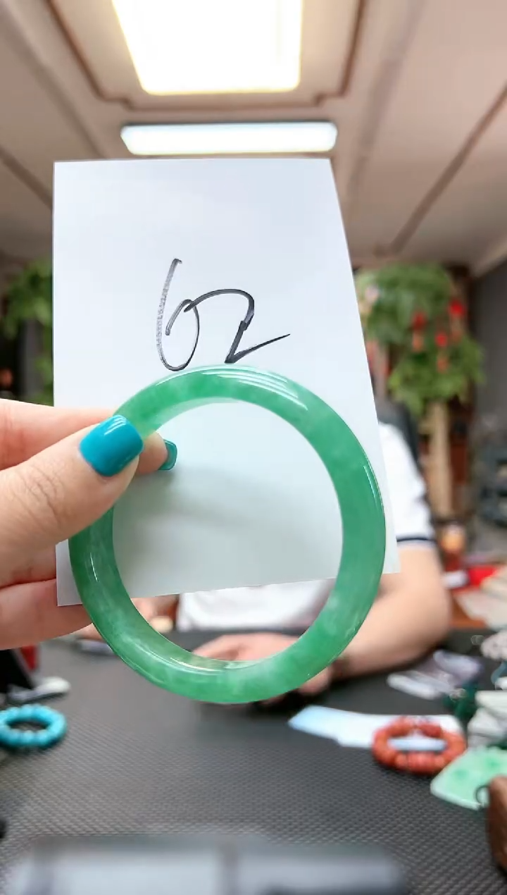 多样性发货其中发一