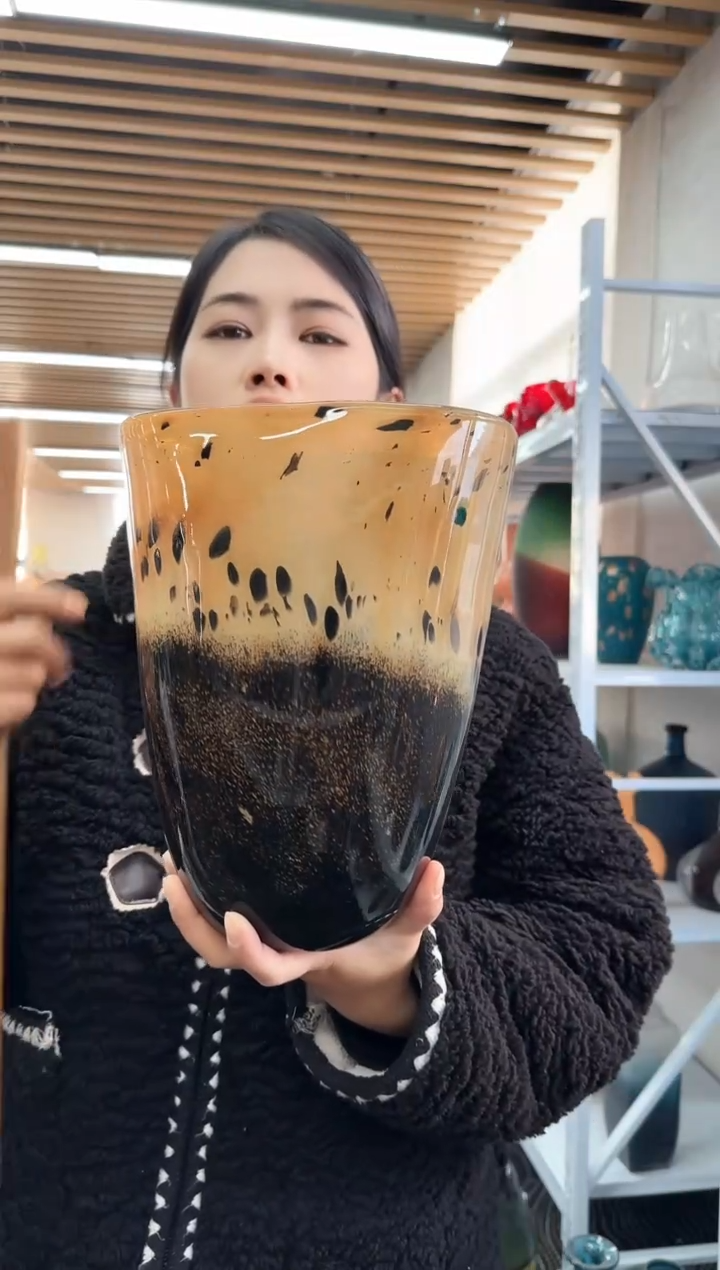 【闪购商品】花瓶20*27.........