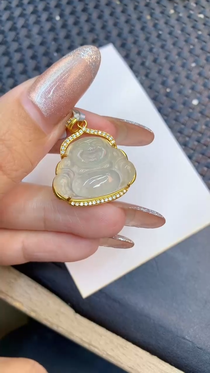 颈饰未镶嵌翡翠1