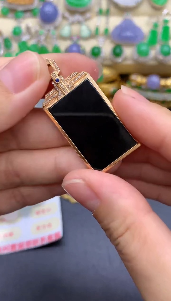 颈饰18K金镶嵌翡翠235-中国好珍宝