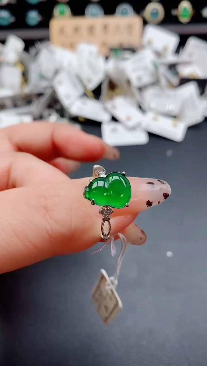 银S925镶嵌戒指翡翠1