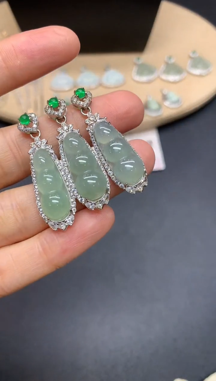 翡翠银S925镶嵌吊坠(不含链)福豆【多样性发其一】