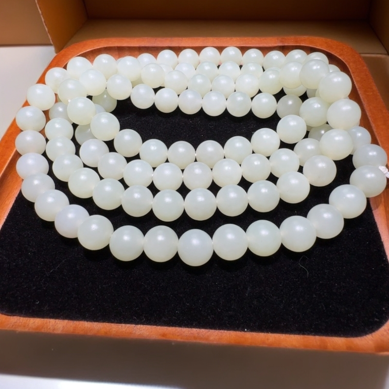 和田玉未镶嵌项链