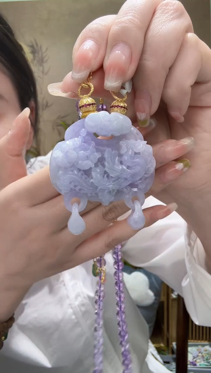 翡翠未镶嵌颈饰吊坠