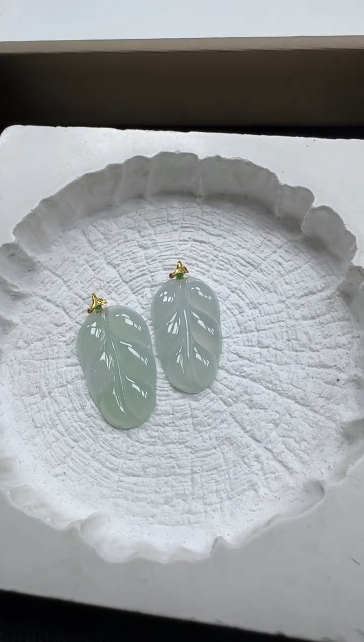 【闪购商品】翡翠颈饰18K金镶嵌YM290-4叶子多样性发一