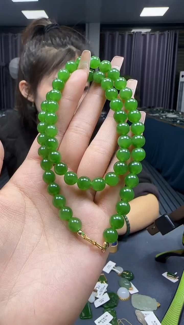 【闪购商品】和田玉挂件18K金镶嵌1