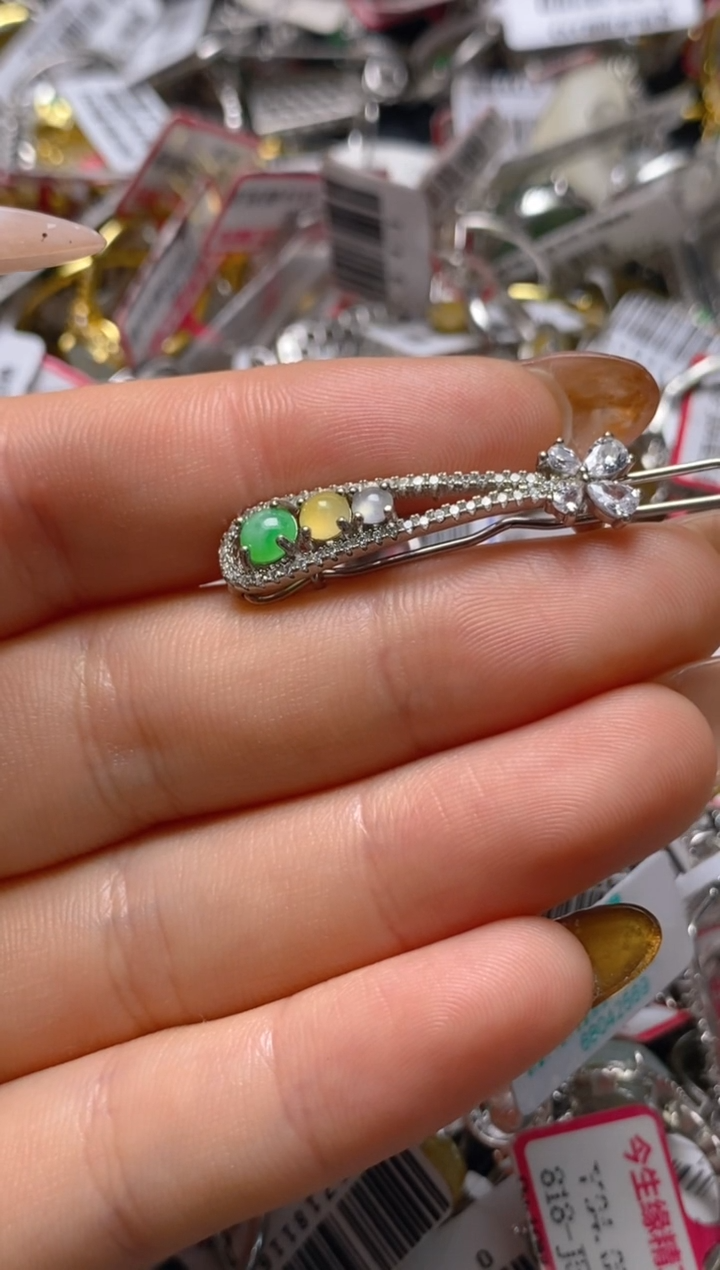 银S925镶嵌戒指翡翠百内无证书