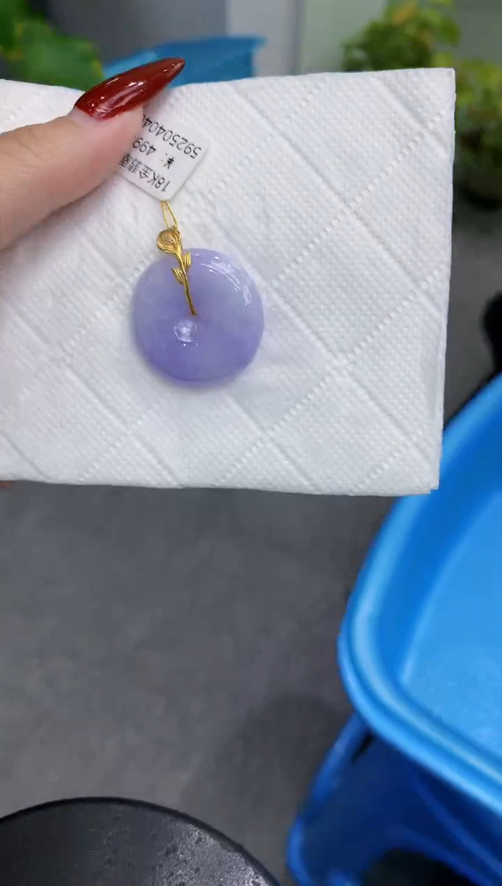 翡翠18K金镶嵌颈饰1111111111