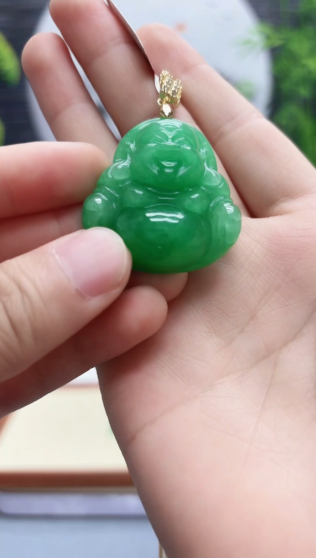 翡翠14K金镶嵌吊坠(赠链)036编号满绿佛公