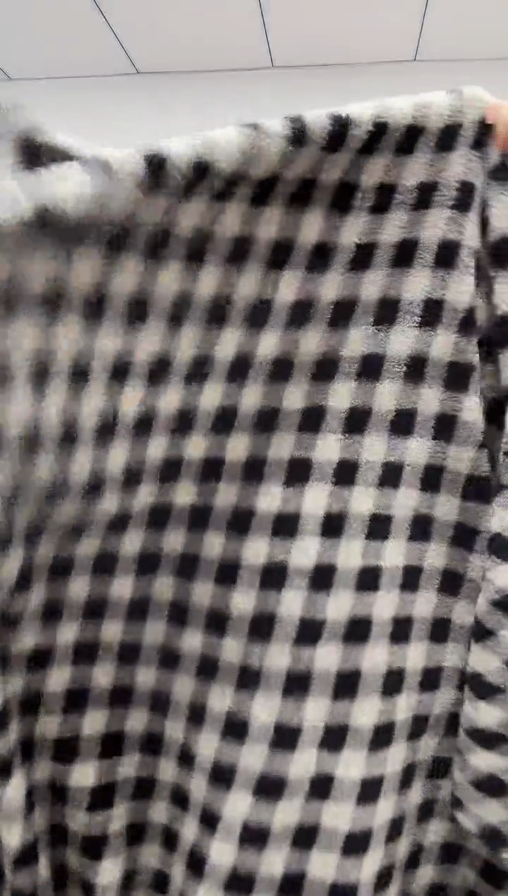 法兰绒2.5X1.5材质面料尺寸以主播介绍为准