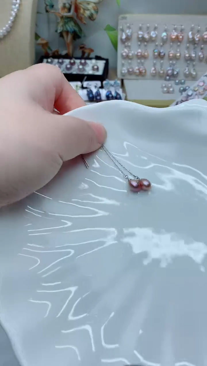 未镶嵌耳饰淡水珍珠。**升多样性发其一【非无瑕】