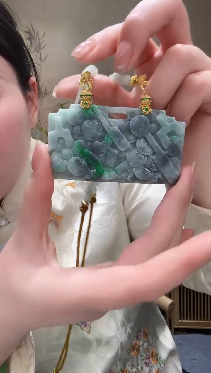 【闪购商品】翡翠颈饰未镶嵌吊坠