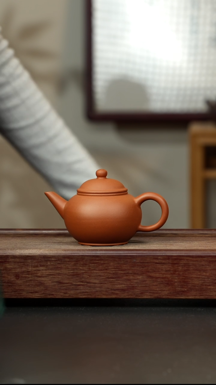 紫砂茶壶小红泥水平