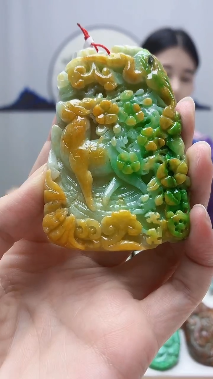 未镶嵌定制翡翠4812zm-毛货挂件45鹿牌