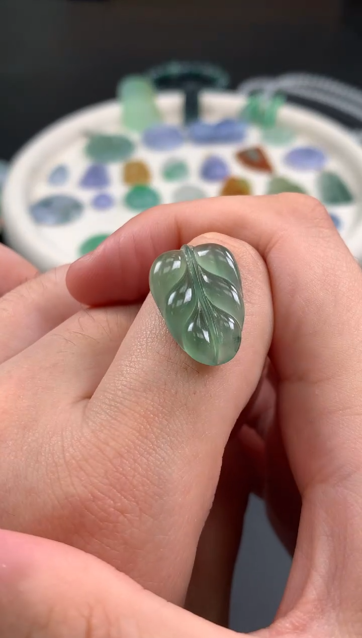 【闪购商品】定制翡翠未镶嵌翡翠
