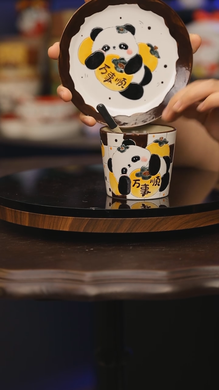 【闪购商品】摆件景德镇釉下彩绘设计师款式陶瓷