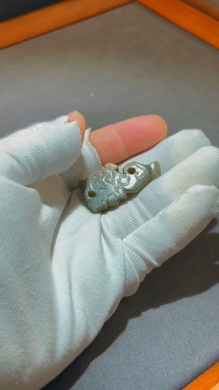 【闪购商品】和田玉颈饰未镶嵌111111111