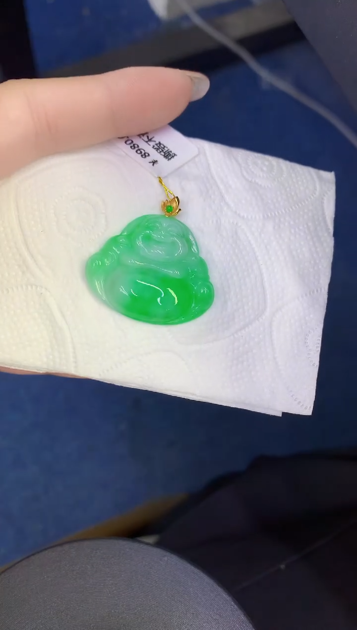 颈饰18K金镶嵌翡翠缅甸天然翡翠A货